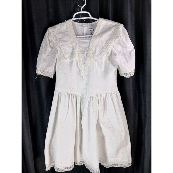 Britland Other - Vintage Britland Girls White Eyelet Lace Dress  V Neck Size 14 Prairie Cottage